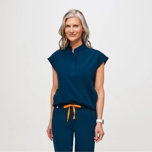 Figs Deep Reef scrub set